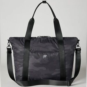 New - The Everyday Tote Bag in Camouflage